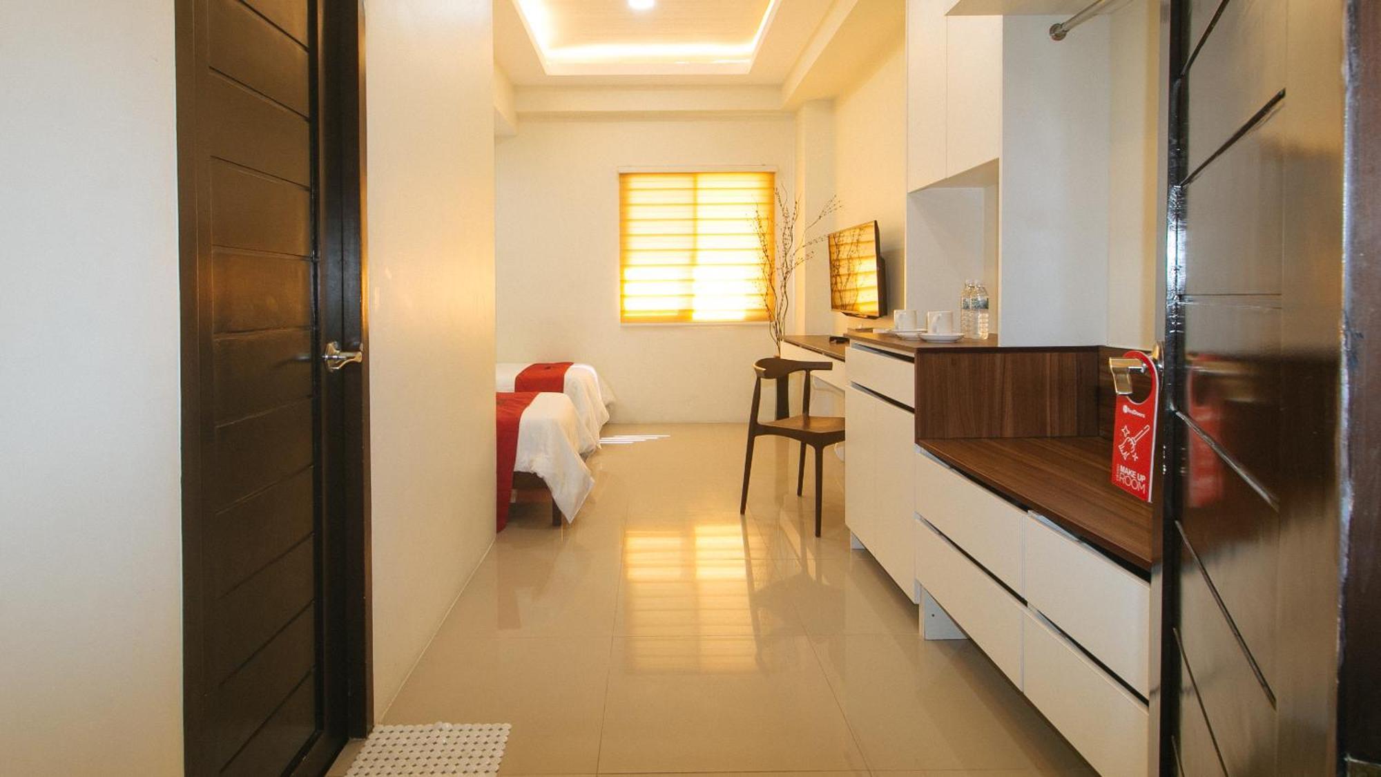 Reddoorz @ Leoncia Apartelle Mandawe Exterior foto