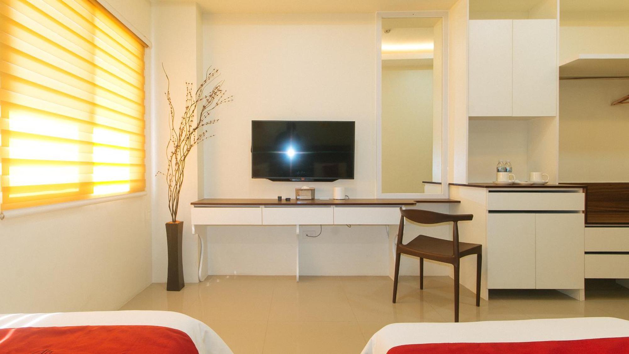 Reddoorz @ Leoncia Apartelle Mandawe Exterior foto