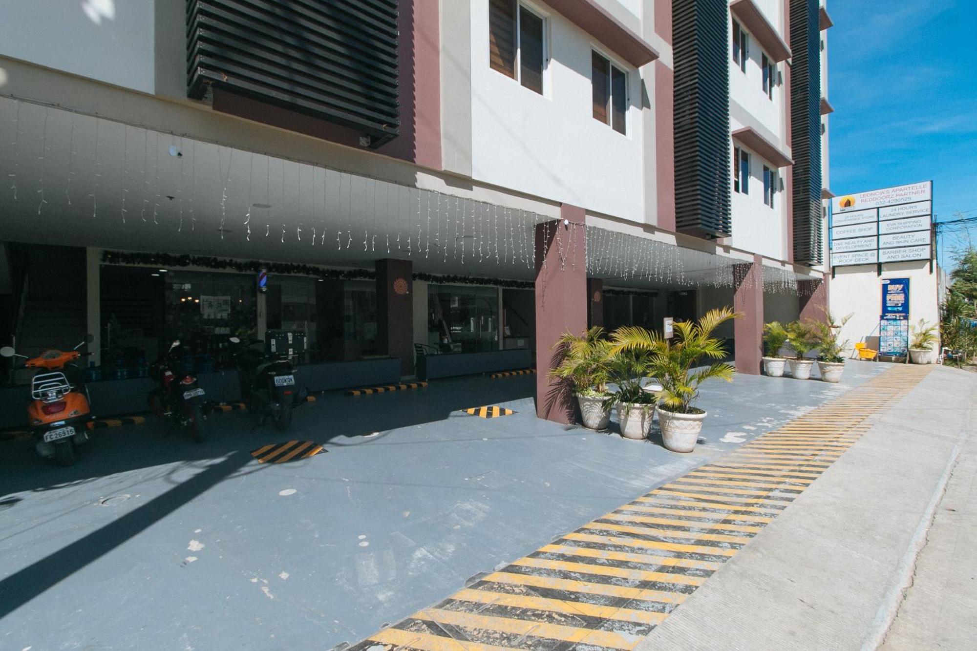 Reddoorz @ Leoncia Apartelle Mandawe Exterior foto